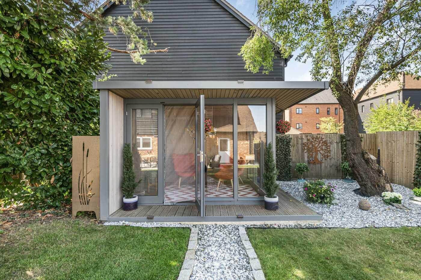 Flint Close, Rotherfield Greys, Henley-On-Thames